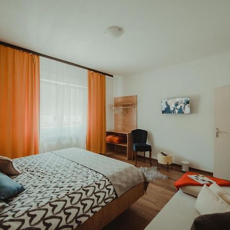 Apartman Lovric Ðakovo 外观 照片