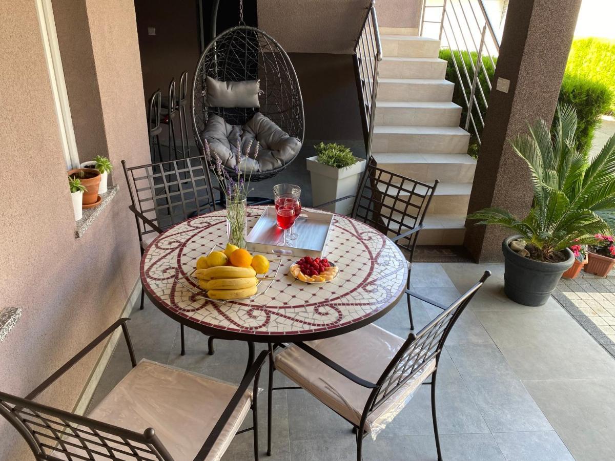 Apartman Lovric Ðakovo 外观 照片