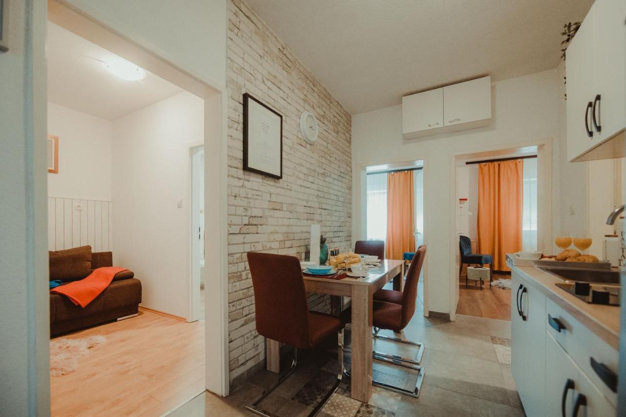 Apartman Lovric Ðakovo 外观 照片